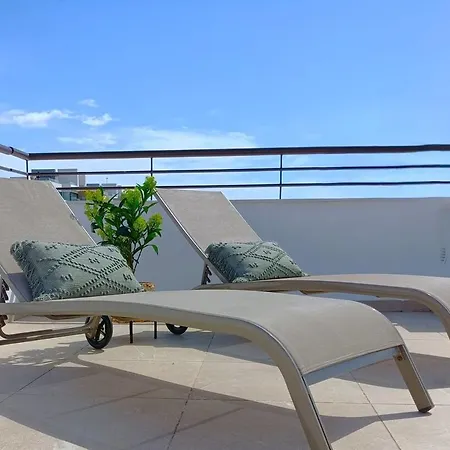 Seaview Penthouse Lejlighed