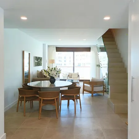 公寓 Seaview Penthouse 埃斯特波纳