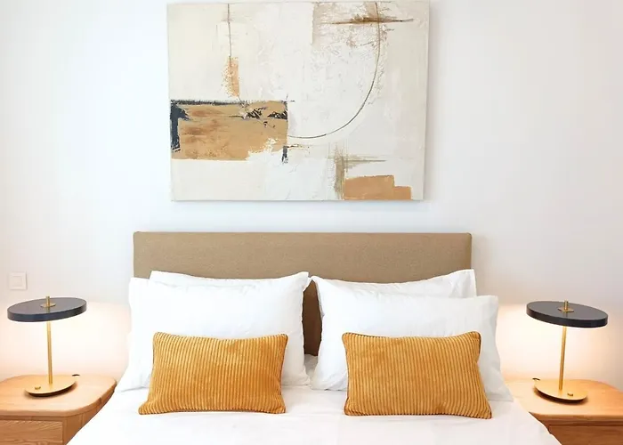 Seaview Penthouse Εστεπόνα